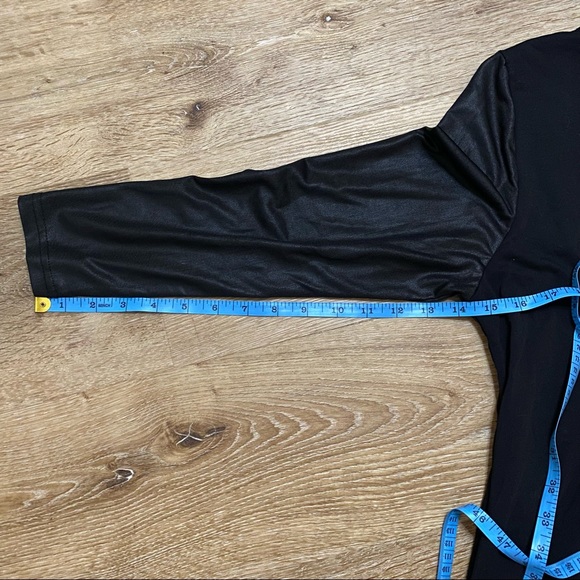 Miss Nikky Cat Artwork Tunic, Long Shirt, Mini Dress. Faux Leather 3/4 Sleeves - Picture 16 of 16